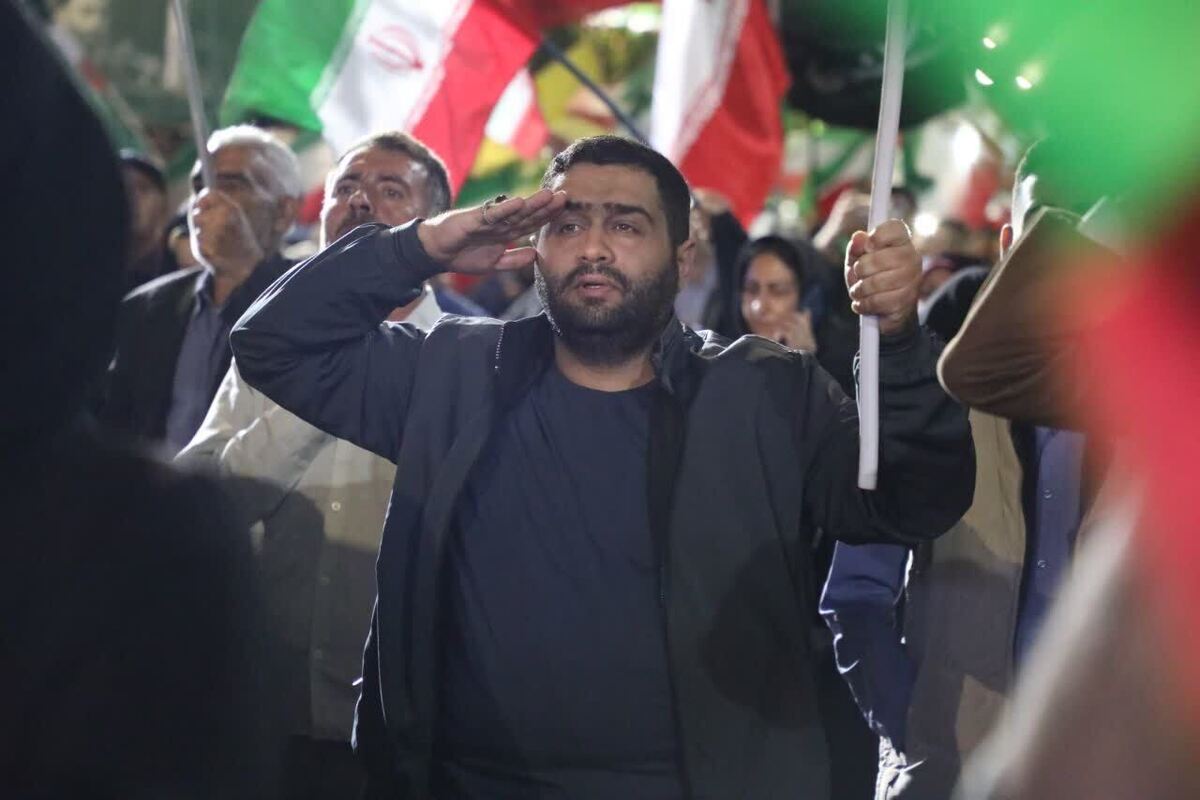 اجتماع پرشور مردم گرمسار در شب ۵۸ اقتدار ایران اسلامی+ فیلم