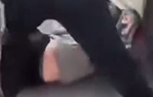 وحشی‌ها به جان هم افتادند/ سرقت و ضرب و شتم دختر شهرک نشین توسط صهیونیست‌های مهاجر!