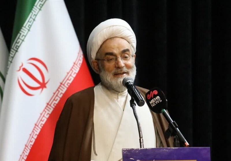 انتقاد شدید نماینده ولی&zwnj;فقیه در گیلان از گرانی&zwnj;های بی دلیل