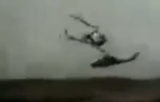 تصاویر واقعی تعقیب بالگرد‌های دشمن بعثی توسط شهید شیرودی به همراه صدای شهید