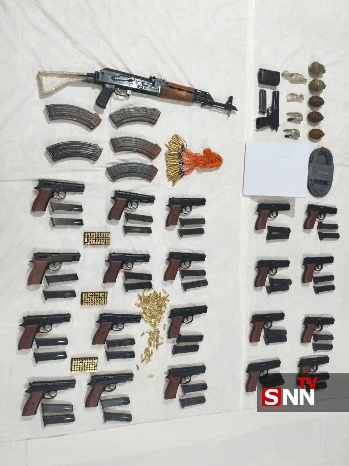 عوامل مزدور و خود فروخته گروهک‌های تروریستی تجزیه طلب مورد ضربه عملیاتی قرار گرفتند