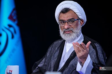 امام خامنه‌ای (ره) ایران را از تجزیه نجات داد/ پنج اصل کاربردی منظومه فکری رهبر شهید