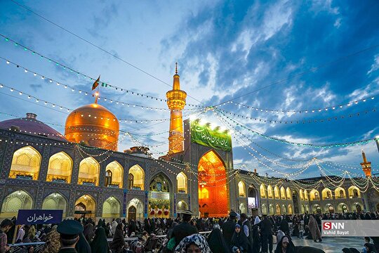 حال و هوای حرم مطهر رضوی در روز میلاد حضرت علی‌بن‌موسی‌الرضا (ع)