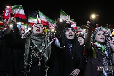 سلامِ راهِ دور؛ از سنگرهای ایلام تا صحنِ رضا + فیلم