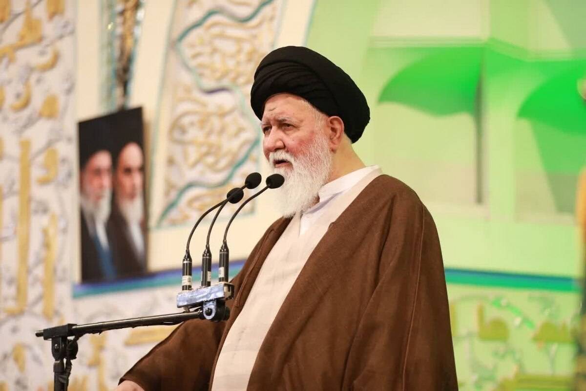 آیتالله علمالهدی: شهادت رهبر شهید عامل همدلی و وحدت بینظیری در دلهای مردم شد/امروز ایران با مدیریت تنگه هرمز زمامدار اقتصاد دنیا شده است