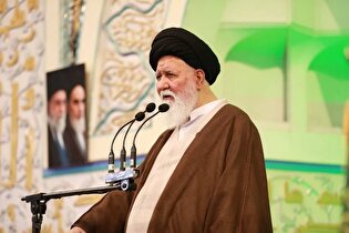 آیت‌الله علم‌الهدی: شهادت رهبر شهید عامل همدلی و وحدت بی‌نظیری در دل‌های مردم شد/امروز ایران با مدیریت تنگه هرمز زمامدار اقتصاد دنیا شده است