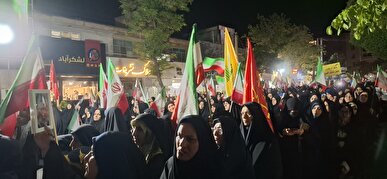 ترک و لر و فارس در چهارمحال و بختیاری برای ایران هم‌نوا شدند+فیلم