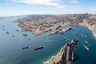 بخشایش اردستانی: آمریکا ناگزیر به پذیرش مدیریت ایران بر تنگه هرمز است