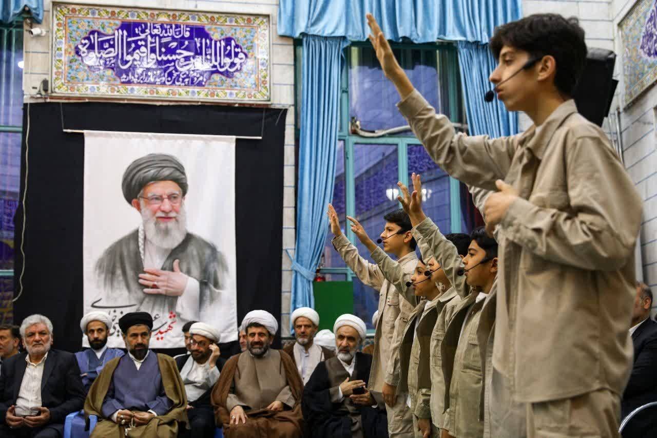 برگزاری همایش زمزمه محبت در منطقه ۱۷ تهران برگزاری همایش زمزمه محبت در منطقه ۱۷ تهران