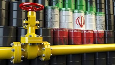 رویترز: بستن تنگه هرمز، عرضه ۱۰ میلیون بشکه نفت در روز را از جهان قطع کرده است