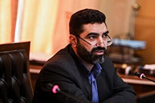 تعطیلی ۹۰ روزه صحن علنی مجلس غلط است/قابل بخشش نبودن شوخی گرفتن حکمرانی از طرف دولت+فیلم