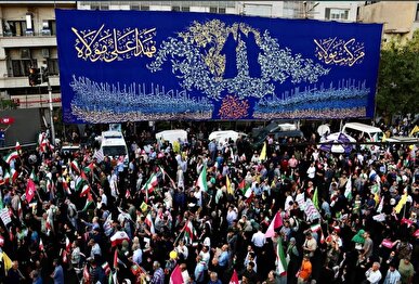 غدیر در خیابان انقلاب؛ از نقالی و سرود تا مواکب اطعام