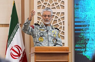 دریادار سیاری: اصحاب رسانه، سربازان خط مقدم هستند