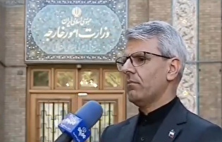 آیا بعد از دیدار‌های امروز مقامات پاکستانی به توافق نزدیکتر شدیم؟ / بقایی: «خیلی دور شدیم خیلی نزدیک شدیم!»