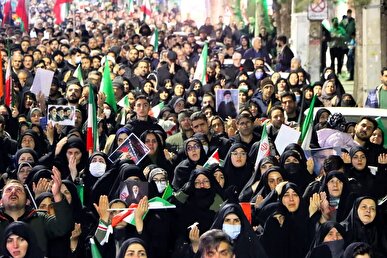 زنان در نقش بازآفرینان گفتمان جمهوری اسلامی ایران