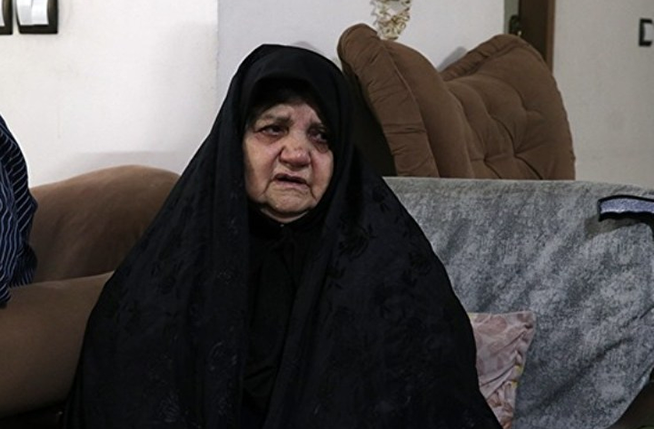 احمد همیشه بوی آرامش می‌داد/ روایت مادر شهید محمدی‌الموتی از فروتنی و احترام فرزند شهیدش+فیلم