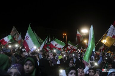 زهی خیال باطل که خیابان خالی شود + فیلم