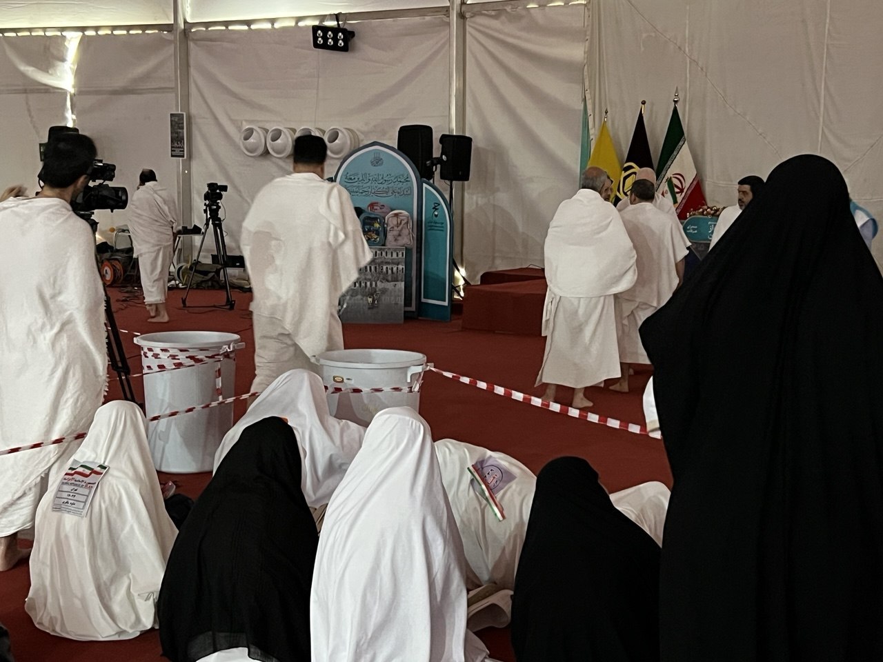 حجاج بیت&zwnj;الله الحرام در آستانه دعای عرفه +عکس و فیلم
