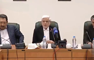 گاز و برق تولید و صنعت باید تامین شود