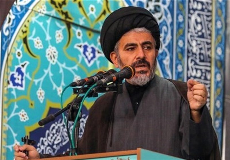 حفظ وحدت و انسجام یکی از مهمترین توصیههای امامین انقلاب بوده است