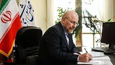 ما امتیازات را نه با گفت‌و‌گو بلکه با موشک‌ها می‌گیریم؛ در مذاکره فقط آنها را تفهیم می‌کنیم