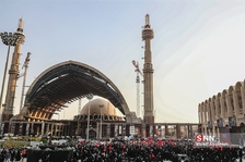 مندئئ