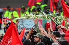 مندئئ