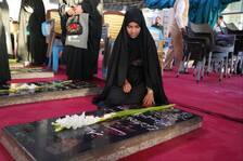 عطرافشانی گلزار شهدای بین المللی کرمان به روایت تصویر