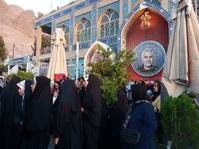 عطرافشانی گلزار شهدای بین المللی کرمان به روایت تصویر