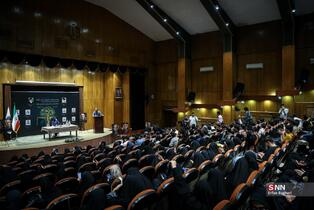 گفتگوی صریح سخنگو دولت چهاردهم با دانشجویان دانشگاه تهران