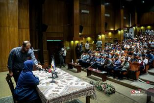 گفتگوی صریح سخنگو دولت چهاردهم با دانشجویان دانشگاه تهران