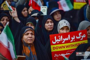 راهپیمایی مردم شیراز در محکومیت اغتشاشات