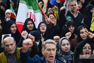 راهپیمایی مردم شیراز در محکومیت اغتشاشات