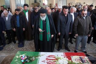 تشییع پیکر شهید راستینه از شهدای اغتشاشات در قم