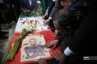 تشییع پیکر شهید راستینه از شهدای اغتشاشات در قم