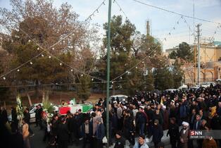 تشییع پیکر شهید راستینه از شهدای اغتشاشات در قم