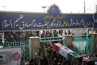 تشییع پیکر شهید راستینه از شهدای اغتشاشات در قم