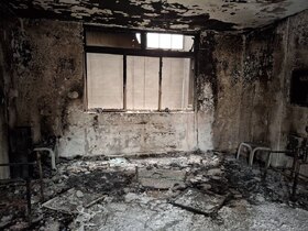 حمله سازمان‌یافته به حوزه علمیه ولایت در فلکه دوم تهرانپارس، فراتر از یک تخریب فیزیکی، هجمه‌ای به میراث معنوی مرکزی بود که نام طلبه شهید «امین‌عباس رشید» را بر تارک خود دارد؛ واقعه‌ای تلخ در شامگاه ۱۸ دی ۱۴۰۴ که با آتش‌سوزی عمدی و سرقت اسناد علمی همراه شد تا بار دیگر عمق عداوت با کانون‌های تبیین و مقاومت را آشکار سازد.
