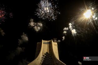 نور افشانی در شب سالگرد پیروزی انقلاب اسلامی