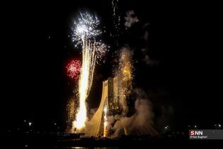 نور افشانی در شب سالگرد پیروزی انقلاب اسلامی