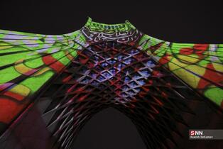 نور افشانی در شب سالگرد پیروزی انقلاب اسلامی