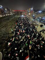 ▪️گزارش تصویری از پیاده روی شبانه مشهدی‌ها در عزای امام امت بلوار وکیل‌آباد 