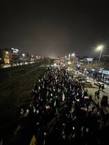 ▪️گزارش تصویری از پیاده روی شبانه مشهدی‌ها در عزای امام امت بلوار وکیل‌آباد 