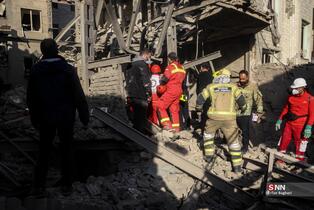 حمله آمریکایی - صهیونیستی به ساختمان مسکونی در خیابان مجاهدین اسلام