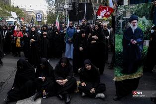 عزاداری مردم تهران در روز اربعین رهبر شهید انقلاب اسلامی(2)