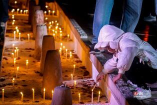 اجتماع مردم و هنرمندان در باغ فردوس تهران برای ایران