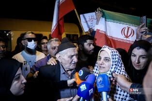 مراسم استقبال از  مهدیه اسفندیاری در راه آهن تهران