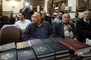 مراسم بزرگداشت شهادت رهبر انقلاب اسلامی توسط جامعه کلیمیان در کنیسه یوسف آباد