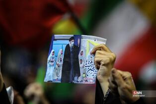 تجمع شبانه مردم مردم تهران در میدان ونک