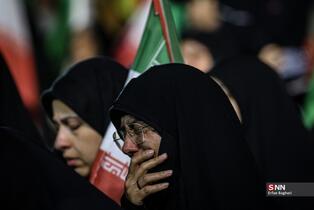 تجمع شبانه مردم مردم تهران در میدان ونک